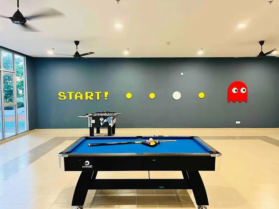 Studio Apartment @ Klia City Center Sepang 0*,